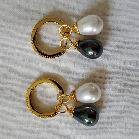 Ear rings with interchangeable pieces - Picture 8 of 11